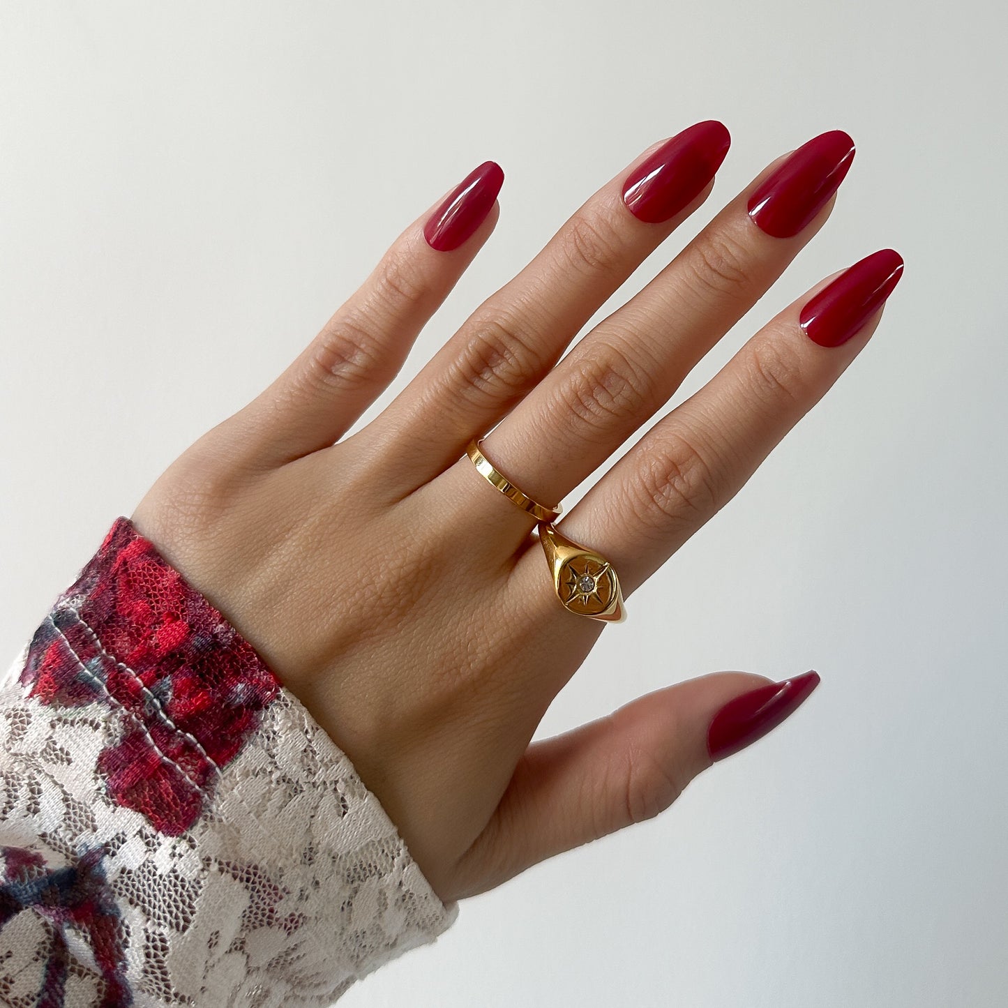 Ava Ring